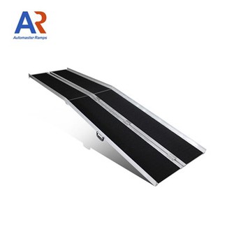 רמפה לכסא גלגלים לרכב שטח